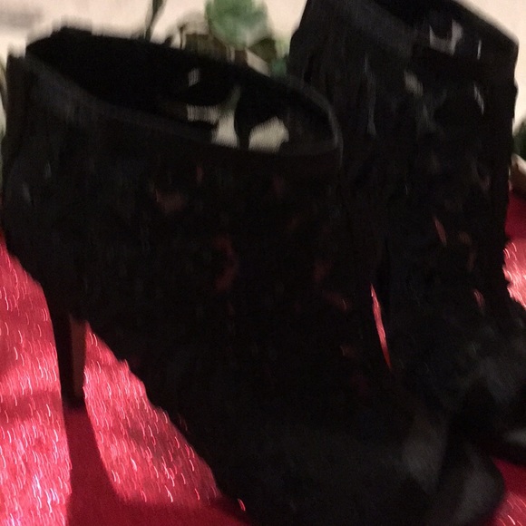 Party booties - Picture 3 of 8